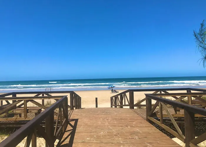 Bangalo Em Frente A Reserva Ecologica E 300M Do Mar