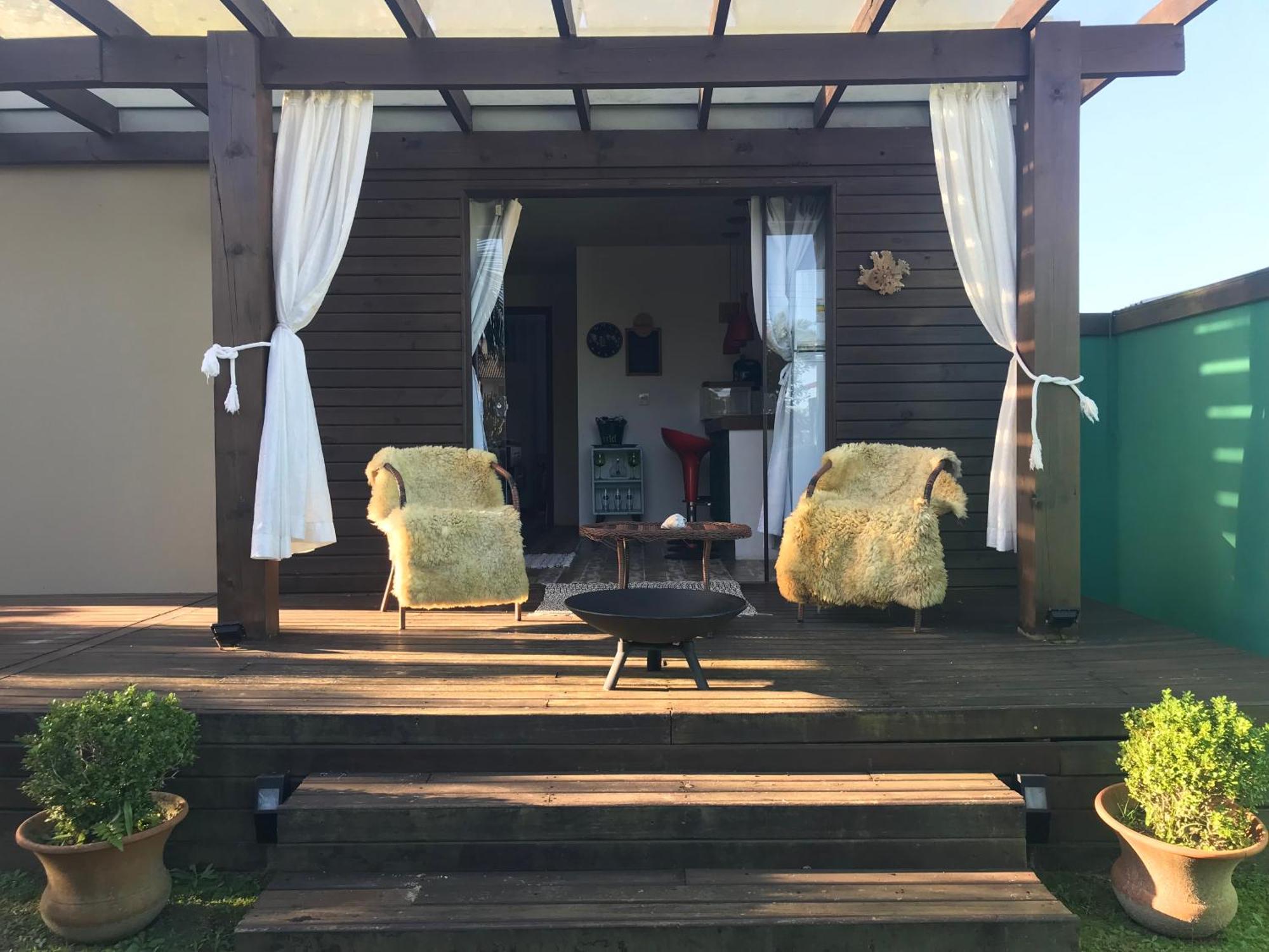Holiday home Bangalo Em Frente A Reserva Ecologica E 300m Do Mar